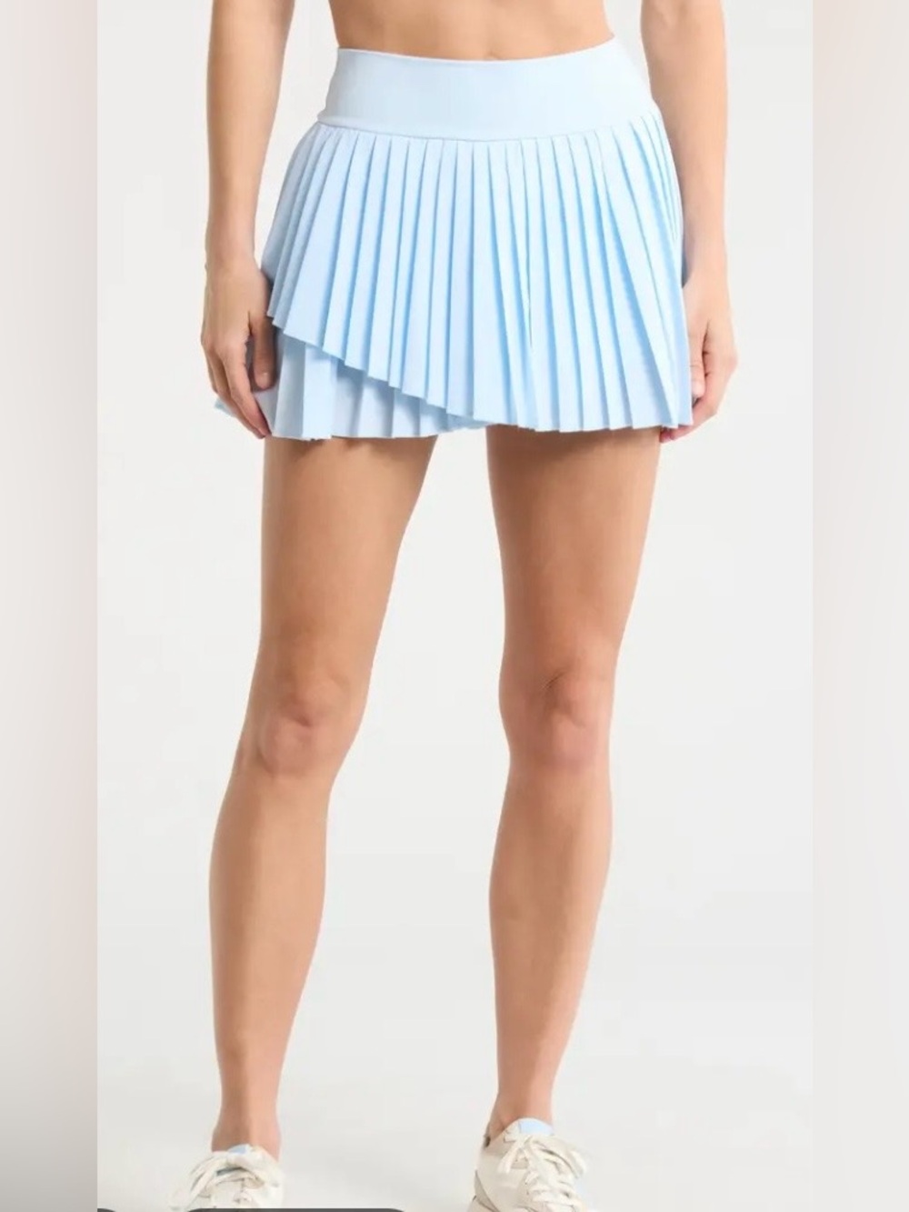 New Yogalicious Light white Pleated Mini Skort size M